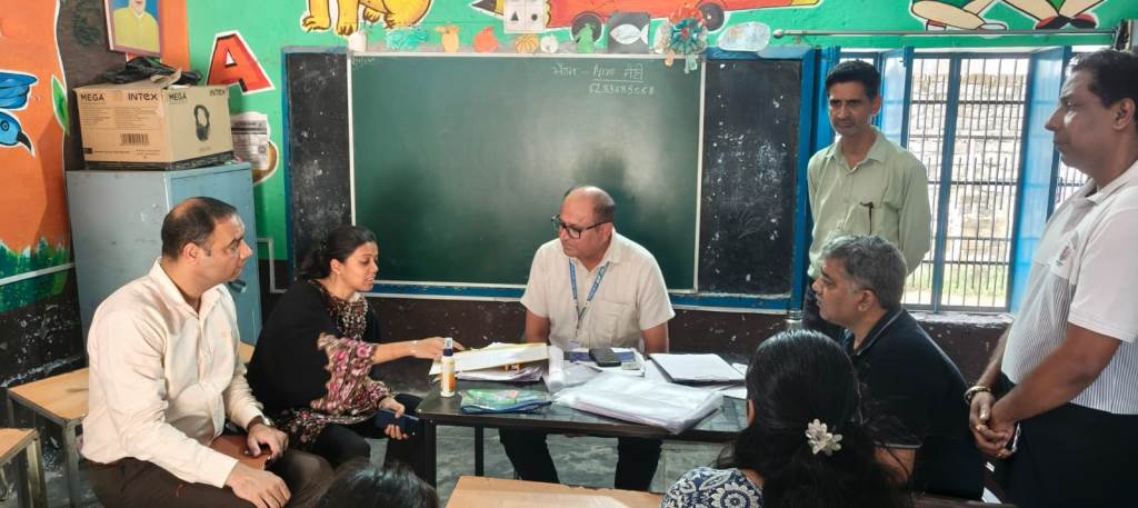 District Election Officer reviews special camps under SIR2026 Inspects voter registration at polling booths